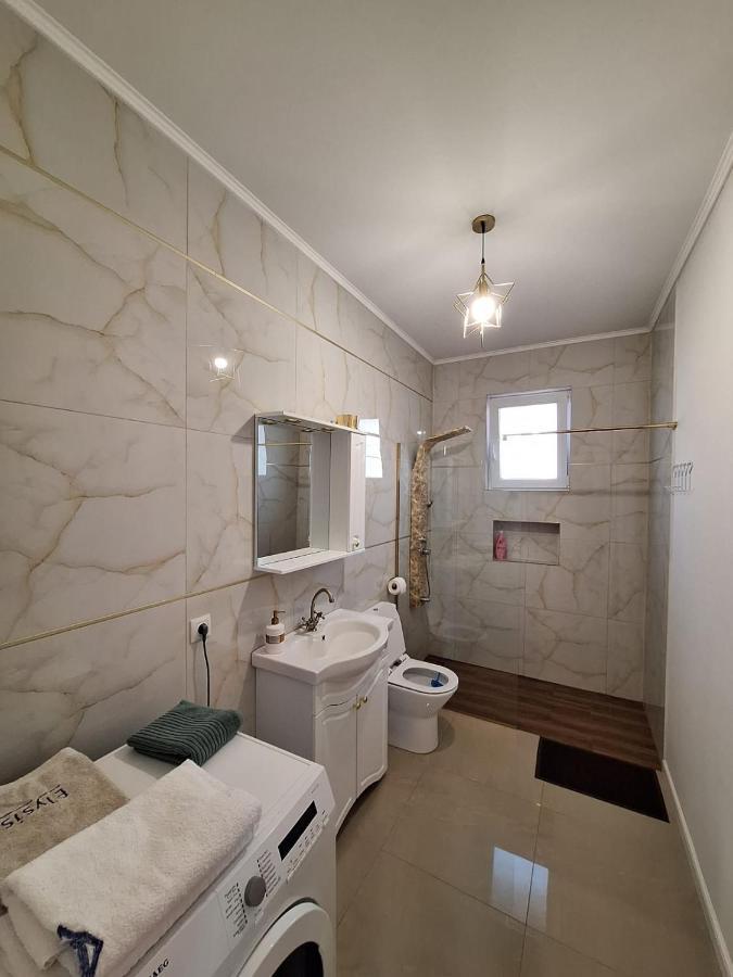 Casa De Langa Lac 오라데아 외부 사진